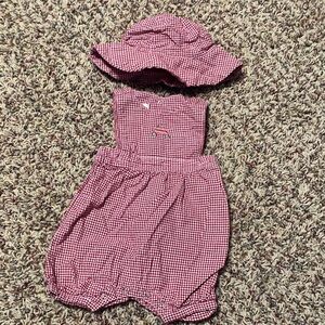 Baby gap wagon onesie with hat, white and red checked newborn 12 to 17 pounds
